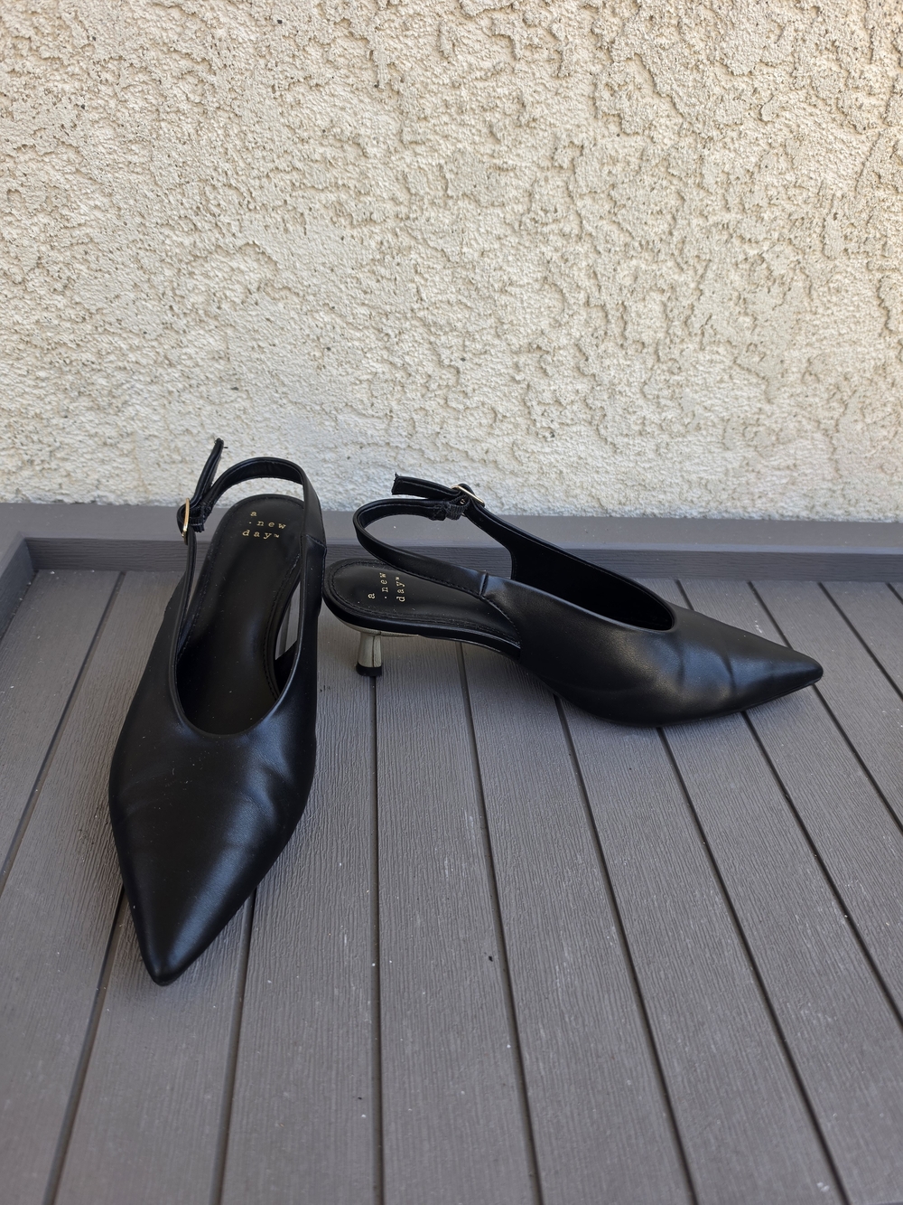 A New Day Black Pointed Toe Slingback Kitten Heels Size 6.5